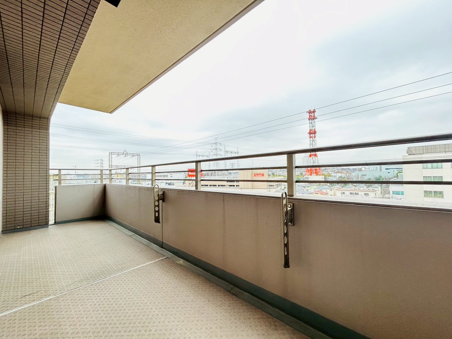 ヒルズ市が尾ブライトステージ