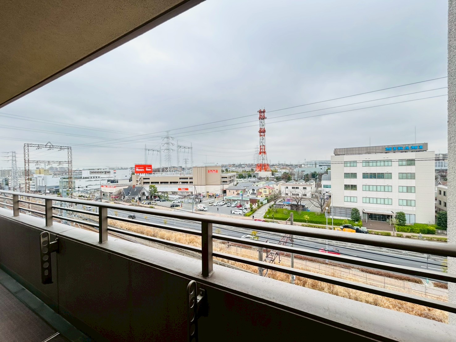 ヒルズ市が尾ブライトステージ