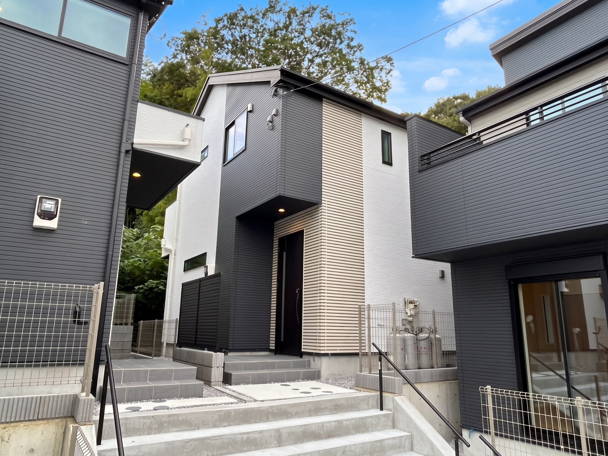 帰りたくなる家 都筑区池辺町/全2棟