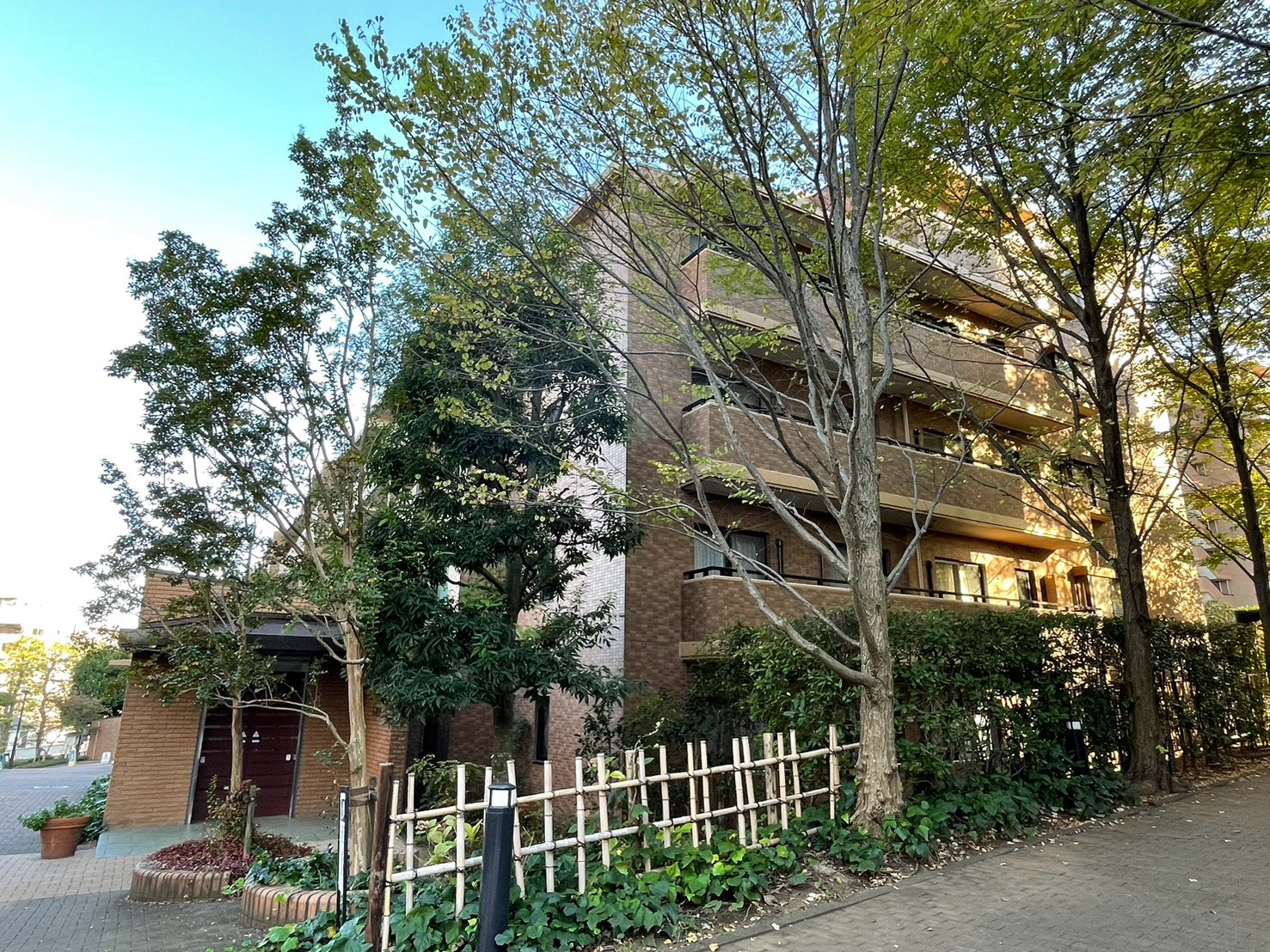 港北ニュータウンイオ9番館